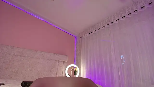 VeronicaMartiin's cam snapshot