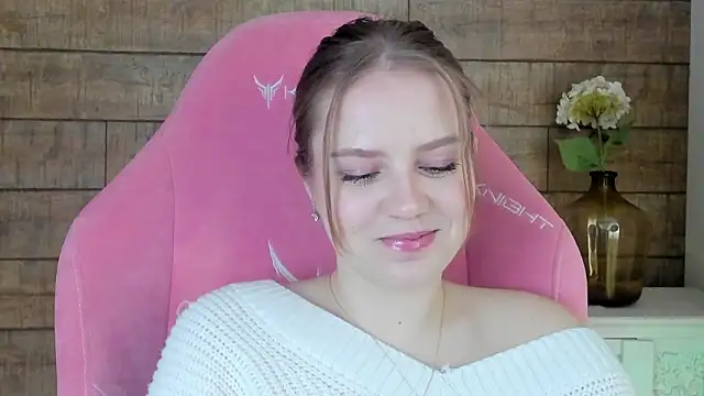 SelinSwarovski live sex cam