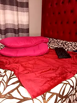 Hotytoty26 live sex cam