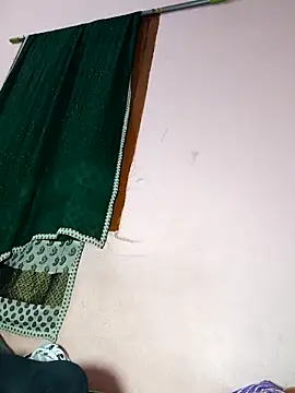 Pujapujat's cam snapshot