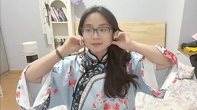 Hmm_0303's cam snapshot