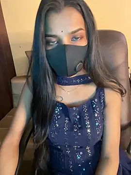 its_ur_flora's cam snapshot