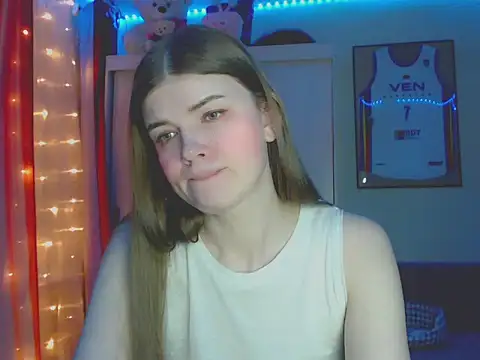 Klementa live sex cam