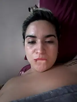 XxxVale1993 live sex cam