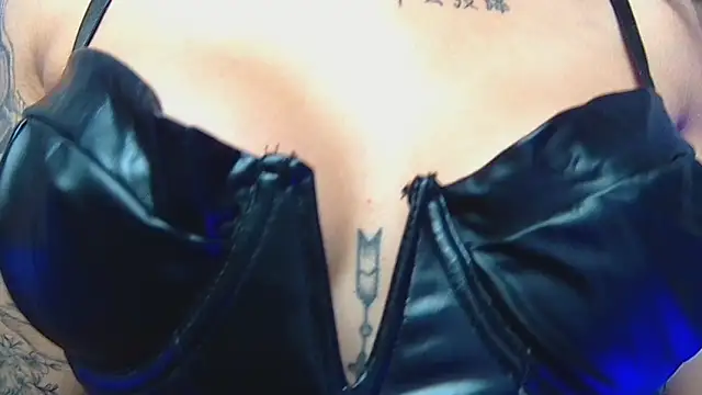 Vaioletcooper's cam snapshot