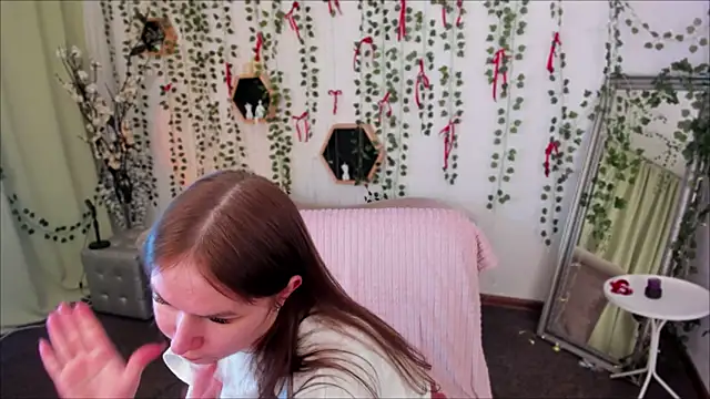 Pixie_Luv live sex cam