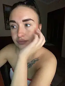 Roxana_Bell's cam snapshot