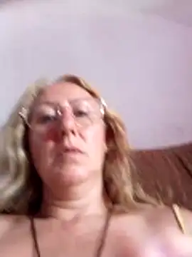 MILEIDE980 live sex cam