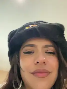 foxxy_lover's cam snapshot