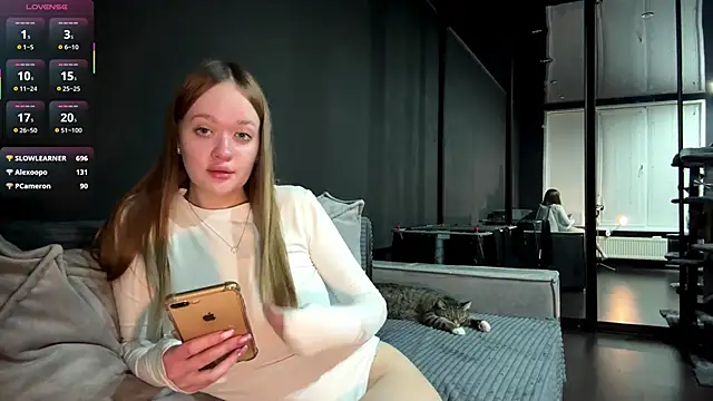 SecretGerl_baby2007's cam snapshot