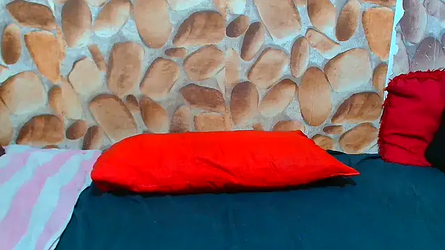 AfricanBigAssxx98's cam snapshot