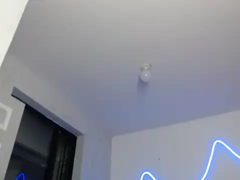 alejo_greyx's cam snapshot