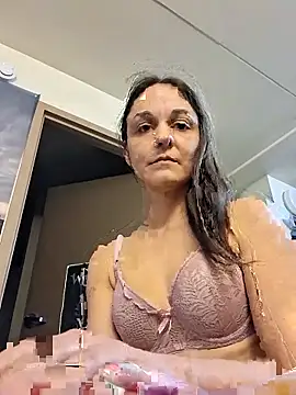 Pussybabe0703 live sex cam