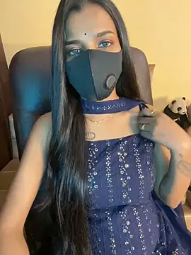 its_ur_flora's cam snapshot