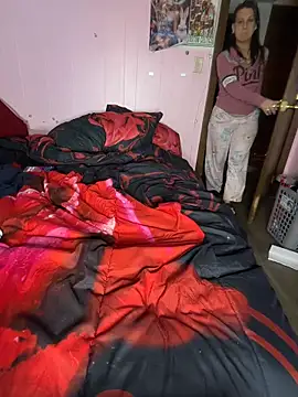 Milfshortcakes's cam snapshot