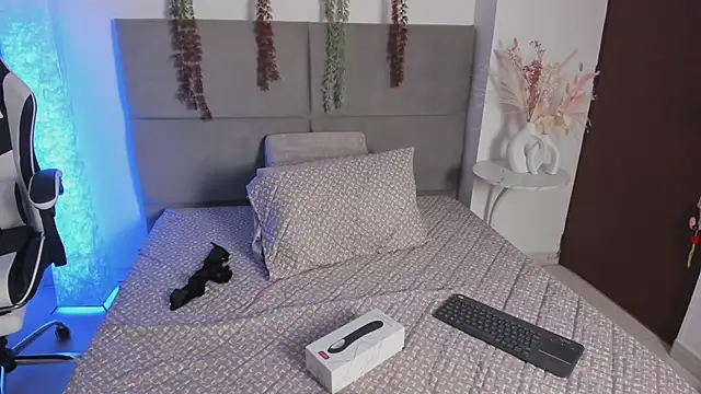 JulietaSnow's cam snapshot