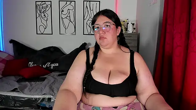 RubyPirsso18's cam snapshot