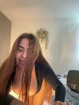 valeria2019hot live sex cam