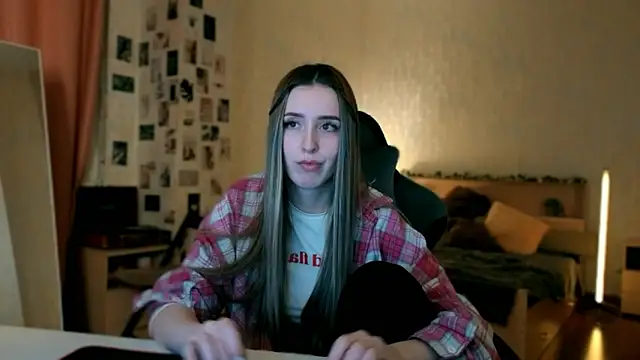 yourrdanceteacher's cam snapshot