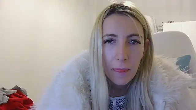 BarbieBlondieGirl live sex cam