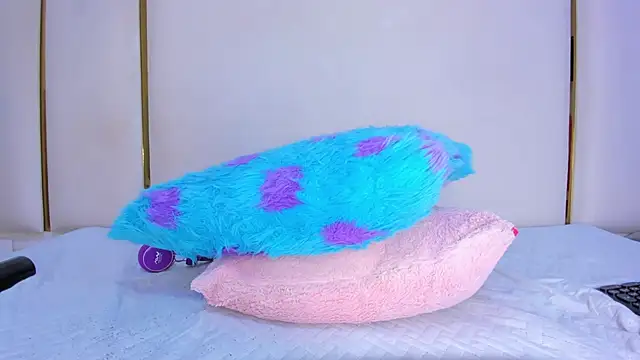 thalia888_'s cam snapshot