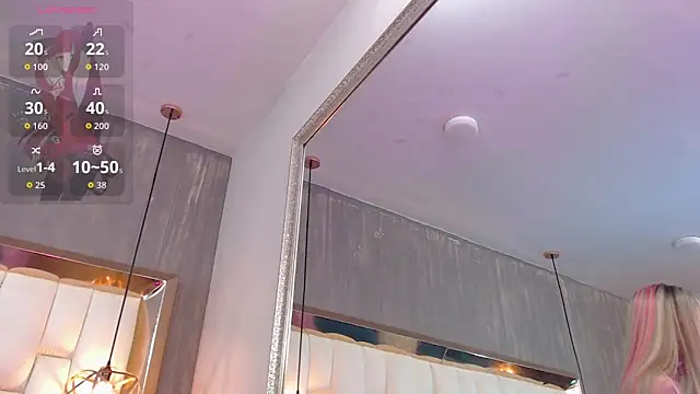 Foxxy_Doll live sex cam