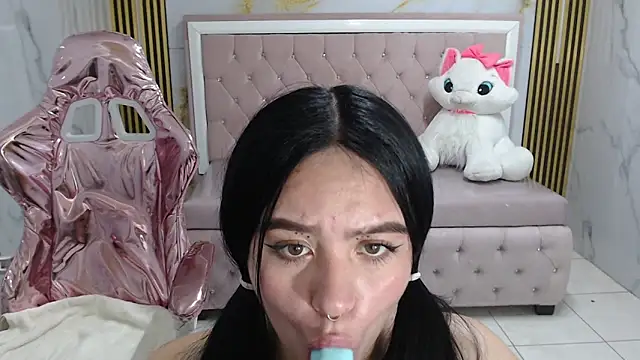 sarita_09_s's cam snapshot