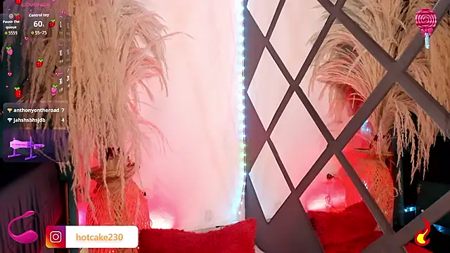 Hiddenhotcake live sex cam