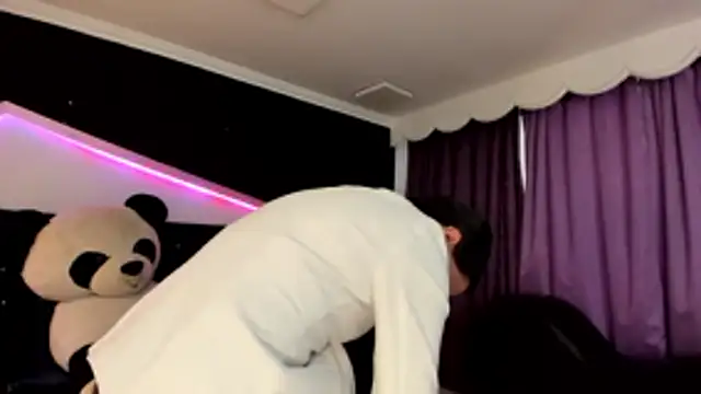 Coral_Gibson's cam snapshot