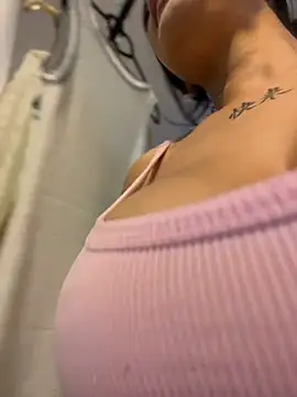 clarachanelricek's cam snapshot