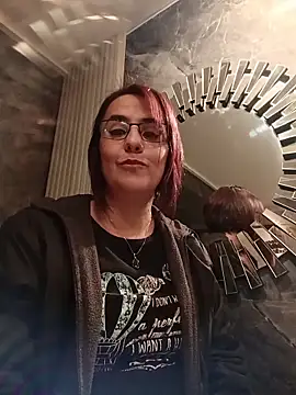 IsisBlake's cam snapshot