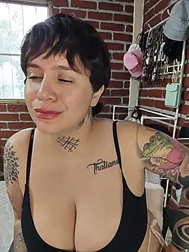 KatInk's cam snapshot