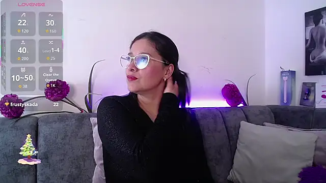 Alana_steel_1's cam snapshot