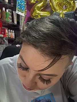 TamySweetness live sex cam