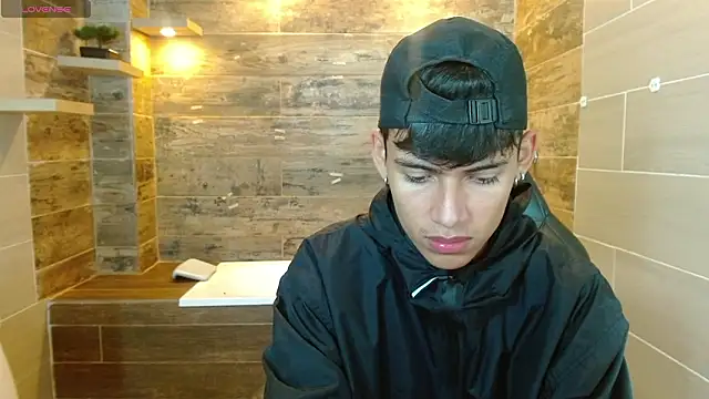 Astaroth_Grigori live sex cam