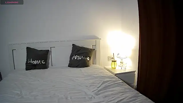 Gingersilk_Real's cam snapshot