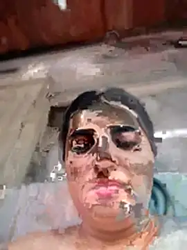 horny_roomiess live sex cam