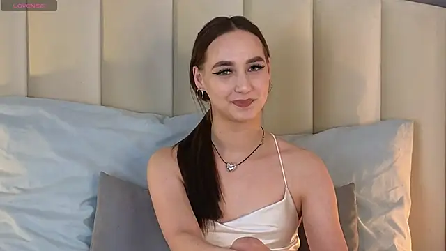 KiraLoo's cam snapshot