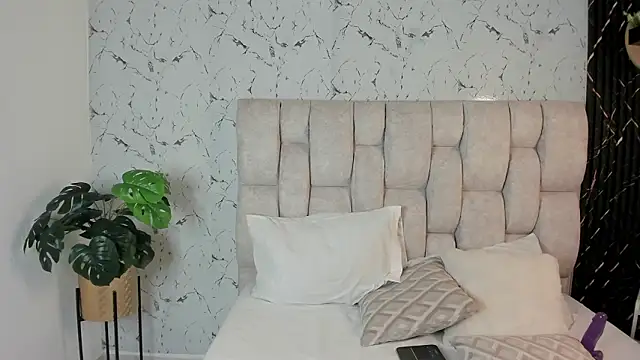 MitchellRussell's cam snapshot