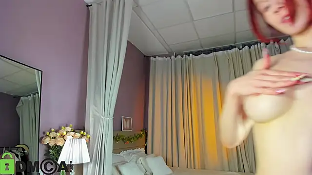 Dearly_Emily's cam snapshot