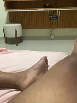 Phenrik989 live sex cam