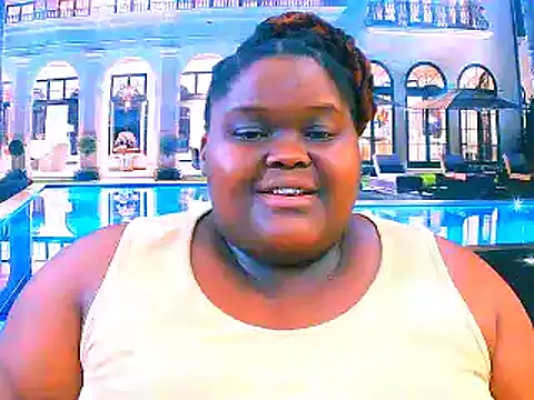 EbonyHotBuns's cam snapshot