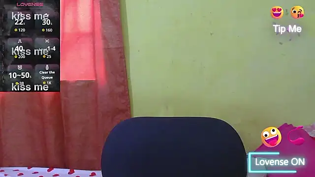 HornyAsian4uxx's cam snapshot