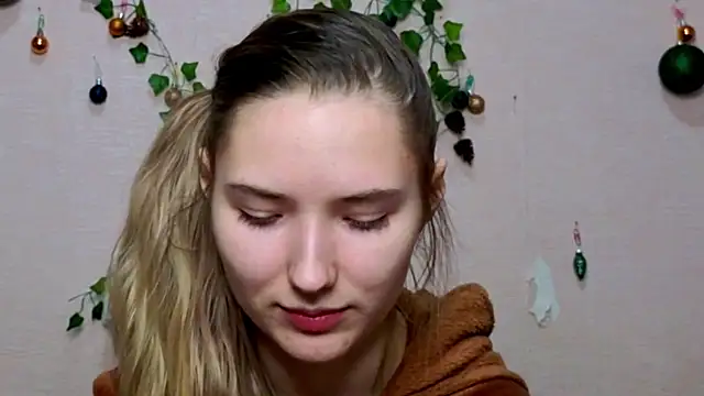 _kikiclark__'s cam snapshot