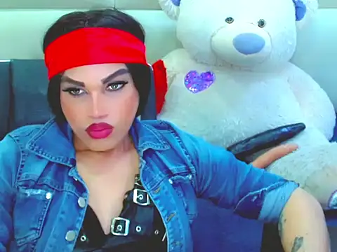 NharaBigCock live sex cam