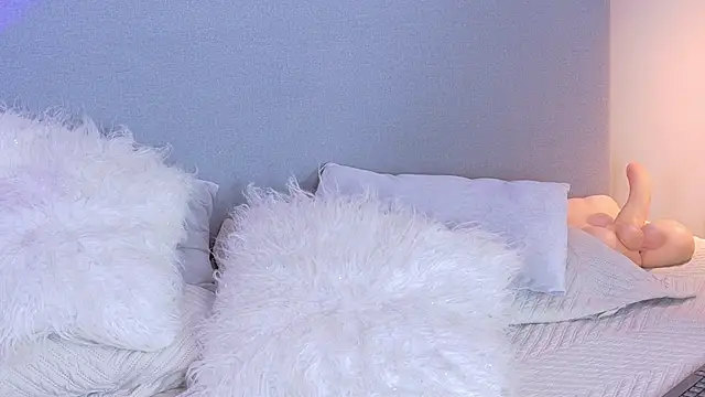 AlynAllen live sex cam