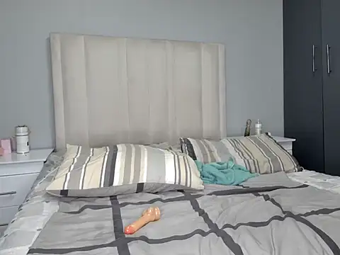 Pearl_00 live sex cam