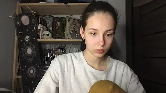 Yuna5343 live sex cam