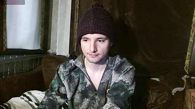 feelingverynaughty's cam snapshot