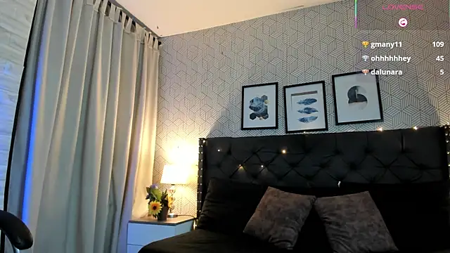 sophie__blare's cam snapshot